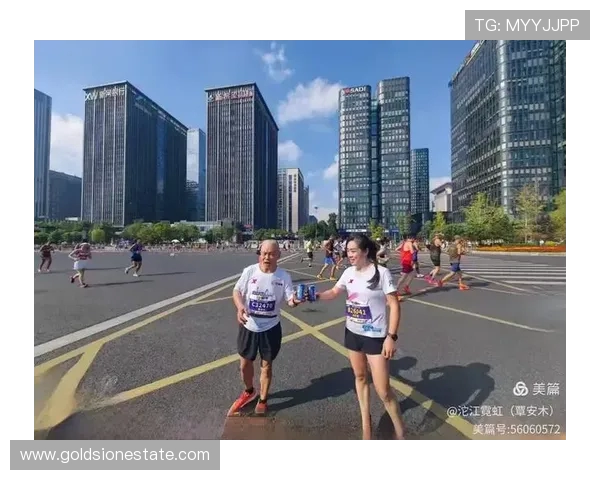 重庆城市马拉松点评：极限运动队展现卓越团队协作精神与实力